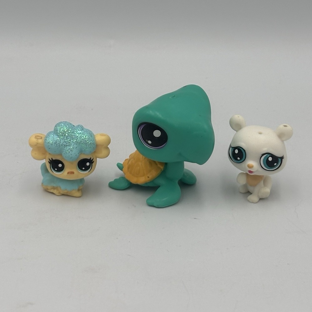 Littlest Pet Shop #60‎ Sea Turtle Captain Gilturtle With 2 Other Pets